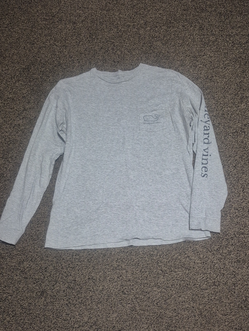 Vineyard Vines Heather Gray Long-Sleeve Pocket Tee with Sleeve Logo